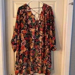 The Buckle bought Billabong floral kimono.